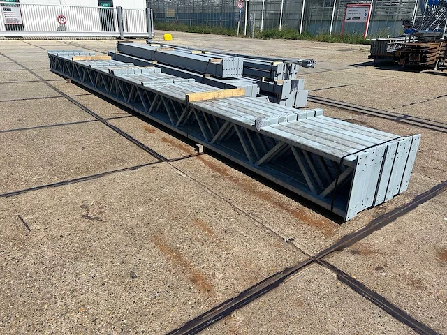 Platdak - staalconstructie 9.60 x 40.00 meter (384m2) - afbeelding 3 van  14