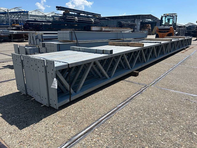 Platdak - staalconstructie 9.60 x 40.00 meter (384m2) - afbeelding 9 van  14
