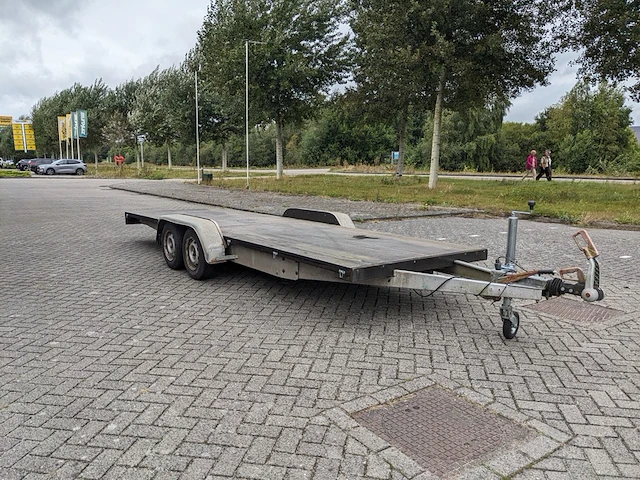 Plateau aanhanger - afbeelding 28 van  31