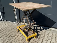 Plateau wagen hydraulisch verstelbaar in hoogte - afbeelding 1 van  5