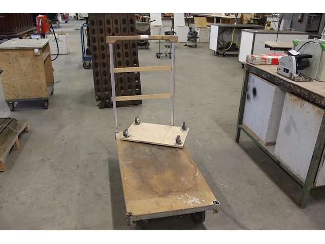 Plateauwagen 122 x 60 cm. - afbeelding 1 van  2