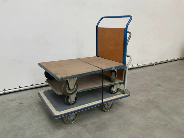Plateauwagen (3x) - afbeelding 1 van  7