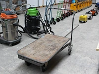 Plateauwagen met plateau-afmeting 118 x 65 cm. - afbeelding 1 van  2