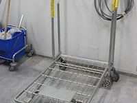 Plateauwagen met plateauafmeting 100 x 60 cm. - afbeelding 2 van  2