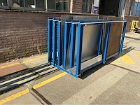 Platenbak met platen - afbeelding 1 van  6