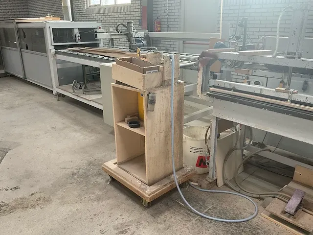 Platenopdeelzaagmachine met bewerkingsstations - afbeelding 2 van  66
