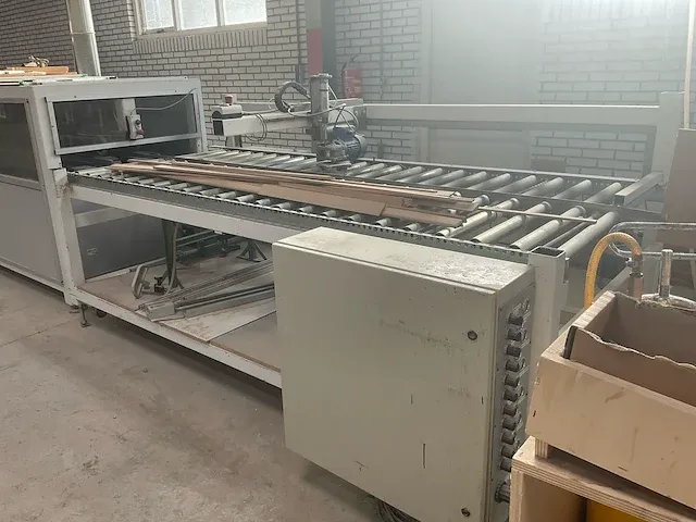 Platenopdeelzaagmachine met bewerkingsstations - afbeelding 3 van  66