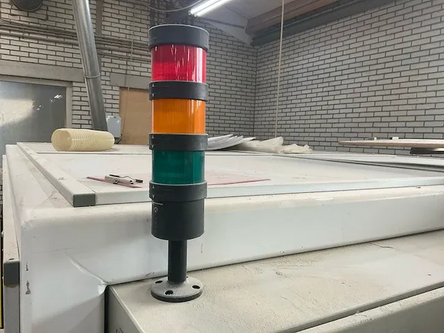 Platenopdeelzaagmachine met bewerkingsstations - afbeelding 7 van  66