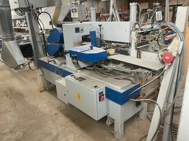 Platenopdeelzaagmachine met bewerkingsstations - afbeelding 19 van  66