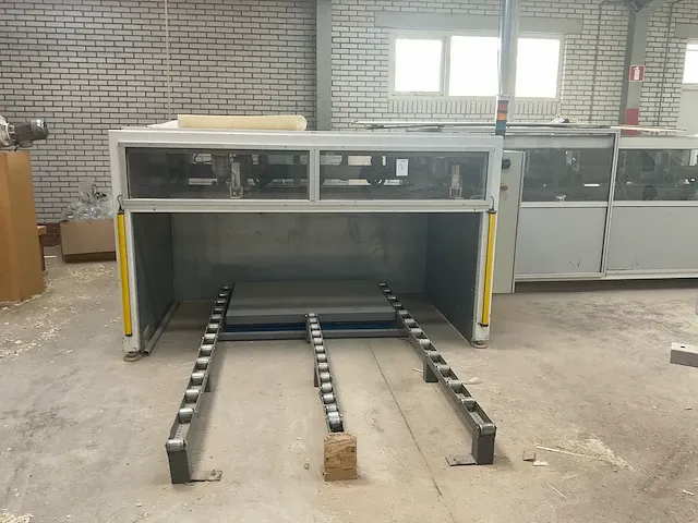Platenopdeelzaagmachine met bewerkingsstations - afbeelding 12 van  66