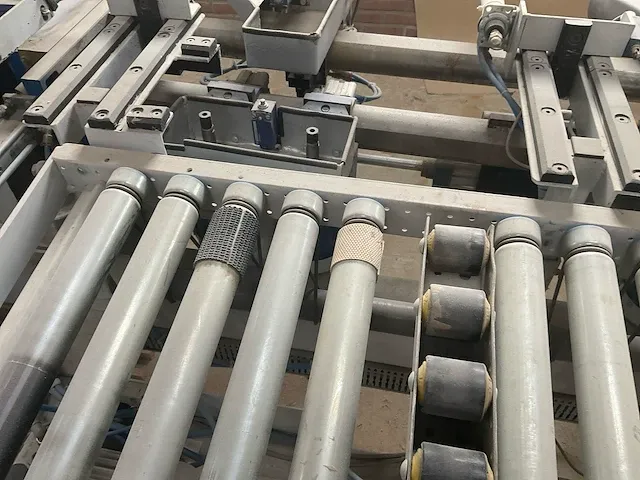 Platenopdeelzaagmachine met bewerkingsstations - afbeelding 38 van  66