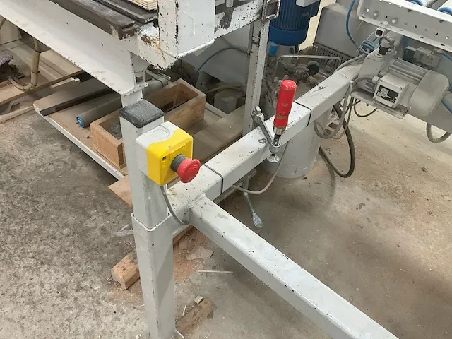 Platenopdeelzaagmachine met bewerkingsstations - afbeelding 39 van  66