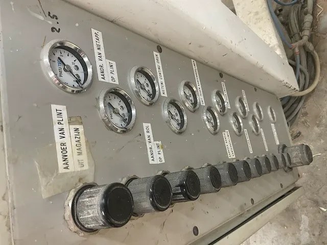 Platenopdeelzaagmachine met bewerkingsstations - afbeelding 42 van  66