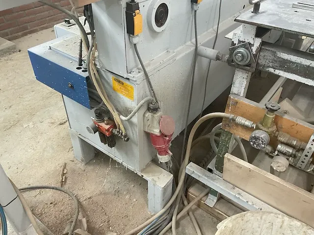 Platenopdeelzaagmachine met bewerkingsstations - afbeelding 46 van  66