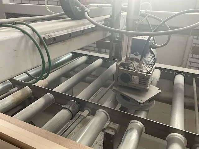 Platenopdeelzaagmachine met bewerkingsstations - afbeelding 49 van  66