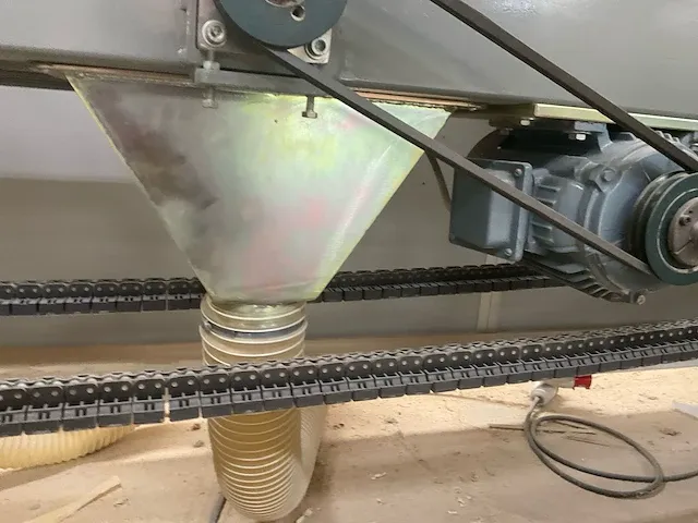 Platenopdeelzaagmachine met bewerkingsstations - afbeelding 58 van  66