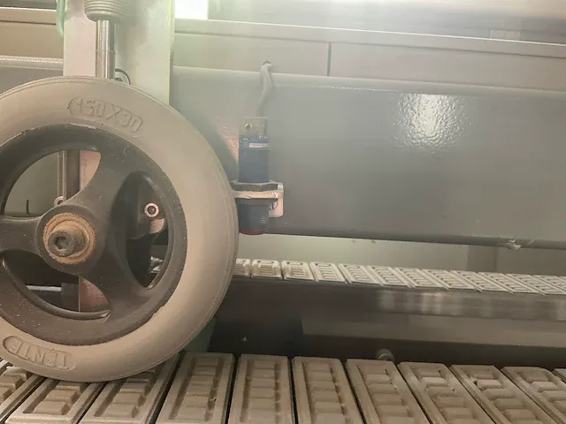 Platenopdeelzaagmachine met bewerkingsstations - afbeelding 62 van  66
