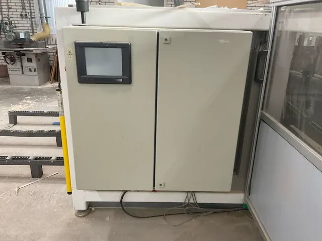 Platenopdeelzaagmachine met bewerkingsstations - afbeelding 63 van  66