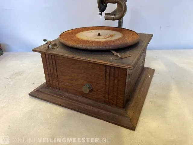 Platenspeler met hoorn - afbeelding 5 van  7