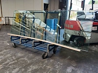 Platenwagen met inhoud - afbeelding 1 van  11
