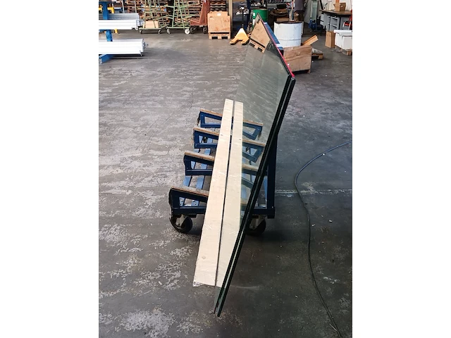 Platenwagen met inhoud - afbeelding 5 van  11