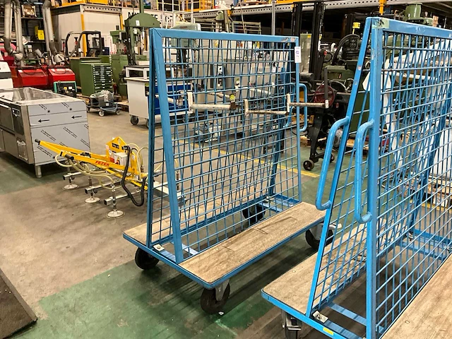 Platenwagen - afbeelding 1 van  4