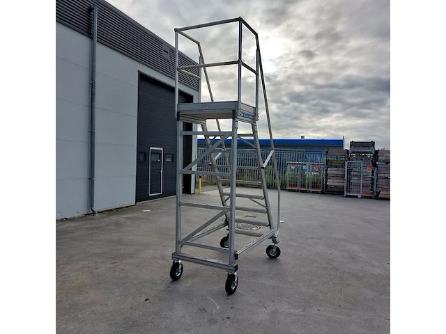 Platformtrap verrijdbaar, zarges, 9 treeds - afbeelding 3 van  7
