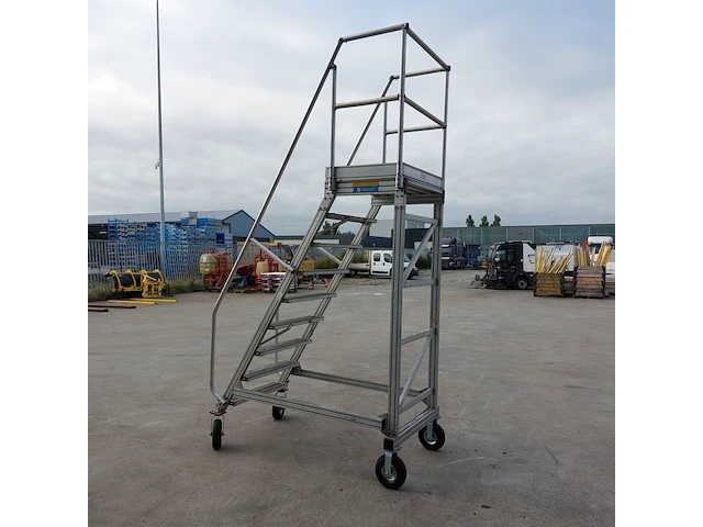 Platformtrap verrijdbaar, zarges, 9 treeds - afbeelding 4 van  7