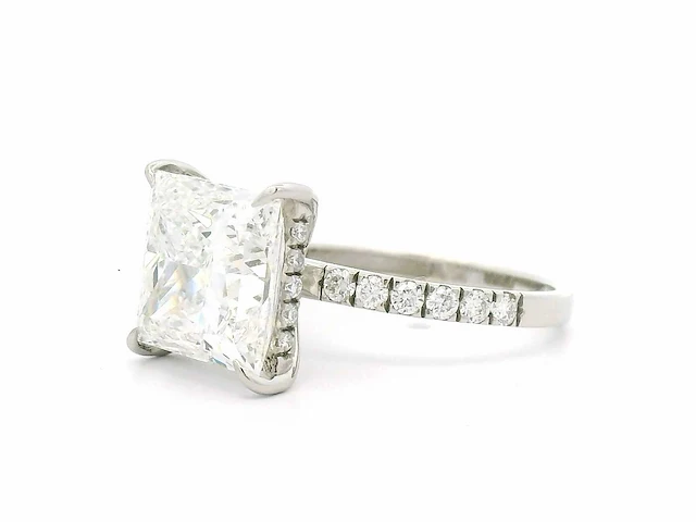 Platina 950 ring met diamant 6,46 crt. princess cut - afbeelding 6 van  9