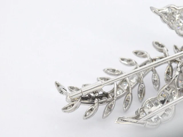 Platina broche met diamant - afbeelding 4 van  8