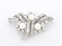 Platina broche met diamanten en parels - afbeelding 2 van  7