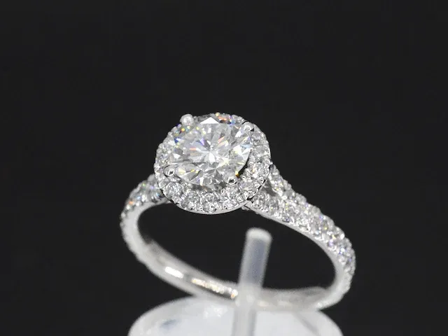Platina entourage ring met 1.65 carat briljant diamanten - afbeelding 3 van  9