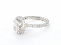 Platina entourage ring met 1.76 carat briljant diamanten - afbeelding 10 van  10