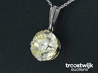 Platina ketting met een grote diamant van 3.50 carat