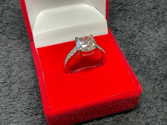 Platina ring 3,41 crt. diamanten - afbeelding 9 van  13