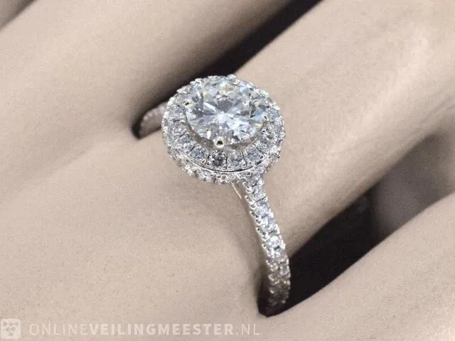 Platina ring met 1.80 carat aan diamanten (gecertificeerd) - afbeelding 3 van  10