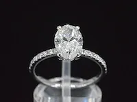 Platina ring met 2.40 carat aan diamanten (gecertificeerd)
