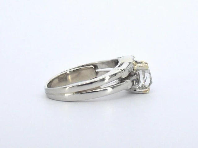 Platina ring met antiek geslepen diamant en hoge kwaliteit baguette geslepen diamanten - afbeelding 4 van  7