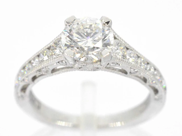 Platina ring met briljant geslepen diamanten - afbeelding 1 van  8
