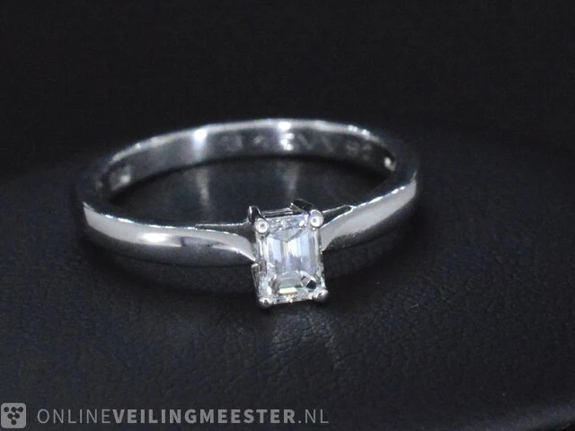 Platina ring met diamant en gia certificaat - afbeelding 1 van  6