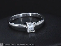 Platina ring met diamant en gia certificaat