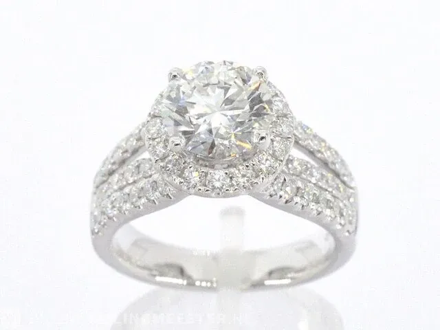 Platina ring met diamanten en een briljant geslepen diamant van 2.00 carat - afbeelding 1 van  7