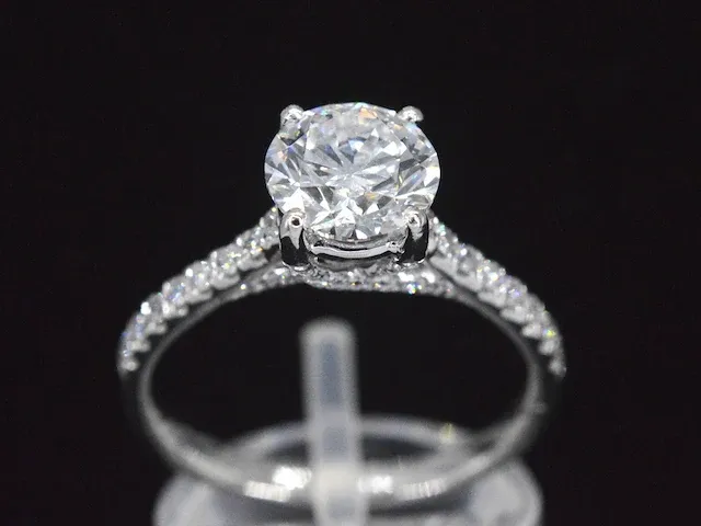 Platina solitair ring met een 1.00 carat briljant geslepen diamant - afbeelding 1 van  9