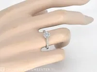 Platina solitair ring met een 1.33 carat briljant geslepen diamant - afbeelding 3 van  10