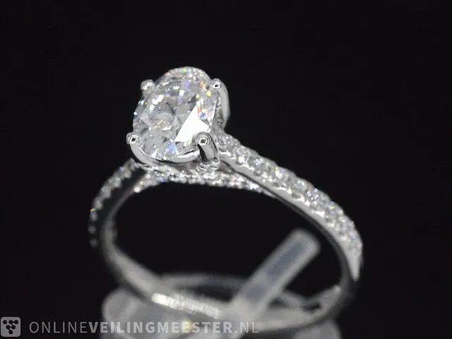Platina solitair ring met een 1.57 carat briljant geslepen diamant - afbeelding 3 van  6