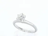 Platina tiffany solitair ring met diamant 0.72 carat - afbeelding 5 van  11