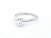 Platina tiffany solitair ring met diamant 0.72 carat - afbeelding 10 van  11