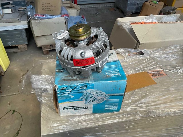 Platinum 7024 100125 0280 7024 dynamo 12 volt - afbeelding 1 van  4