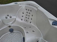 Platinum spa 6 persoons amerikaans jacuzzi en buitenspa - afbeelding 7 van  26