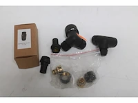 Plieger design radiator aansluitset universeel dubbel haaks zwart - afbeelding 3 van  3